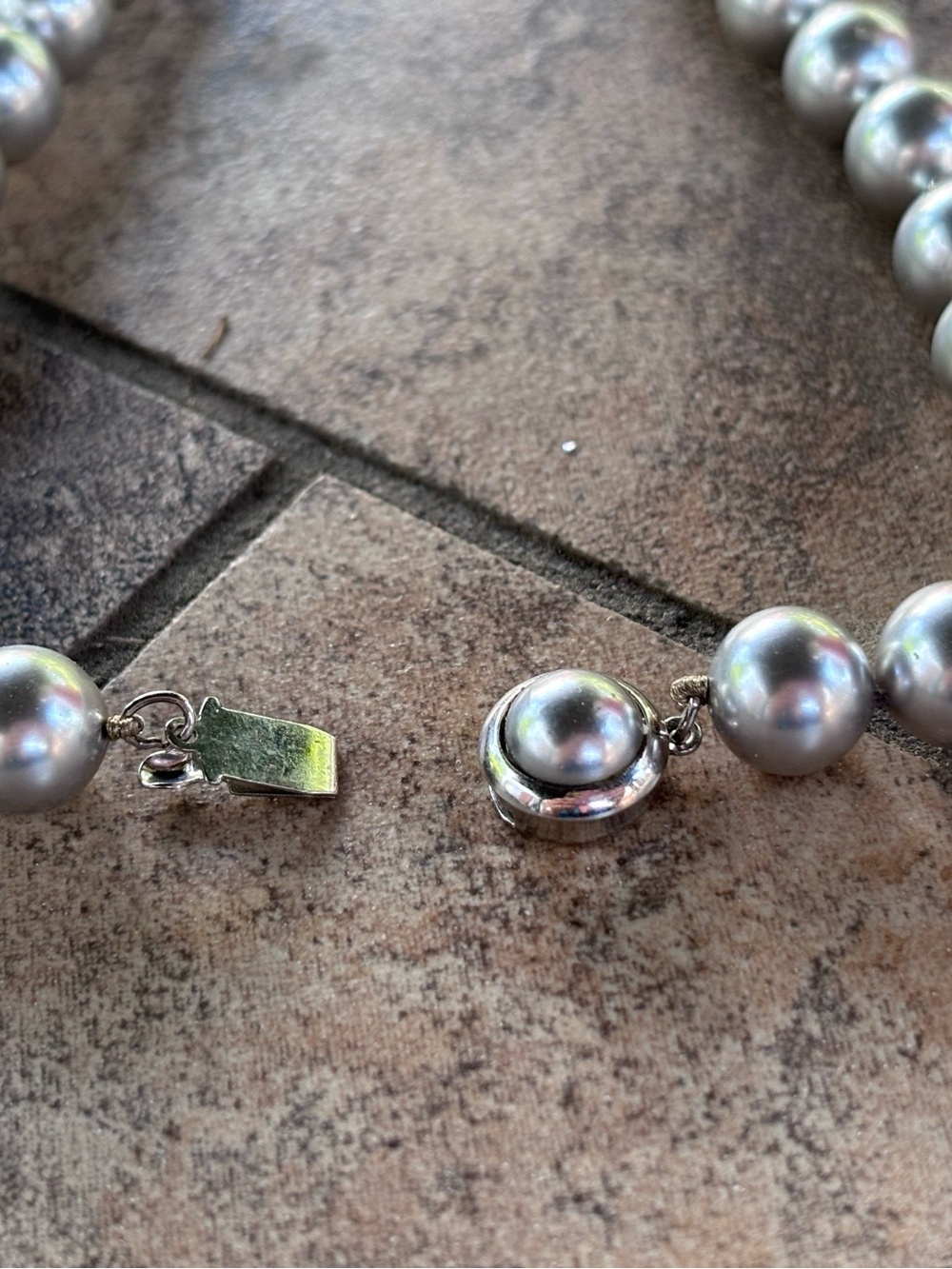 Vintage Grey Faux Pearl Necklace | Perlas Eleginda Pearl Pendant Necklace - Picture 7 of 11